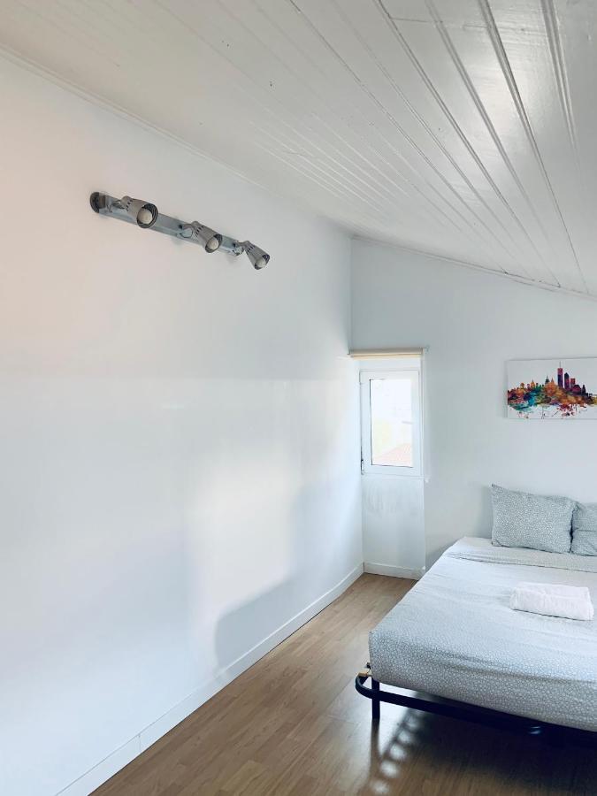 Restelo House Shared Appartment Algés Esterno foto