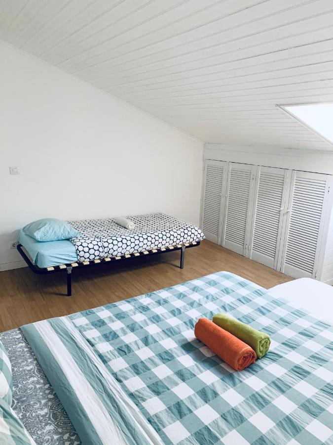 Restelo House Shared Appartment Algés Esterno foto