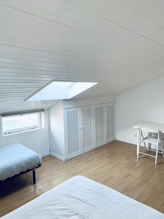 Restelo House Shared Appartment Algés Esterno foto