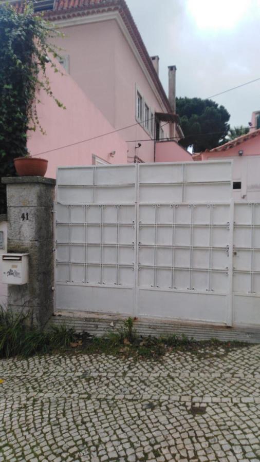 Restelo House Shared Appartment Algés Esterno foto